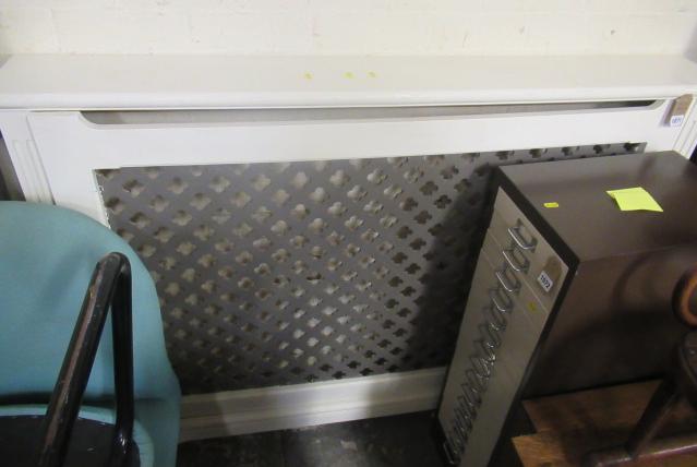 RADIATOR COVER Image