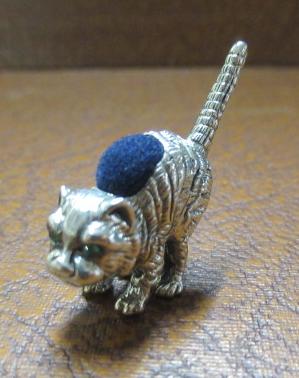 SILVER CAT PIN CUSHION Image