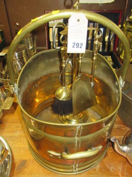 COAL BUCKET AND COMPANION SET Image