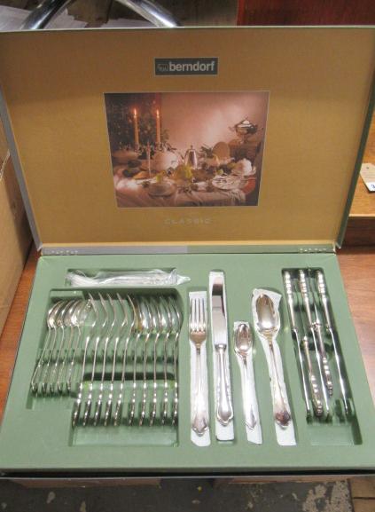 SET OF BERNDORF CUTLERY Image