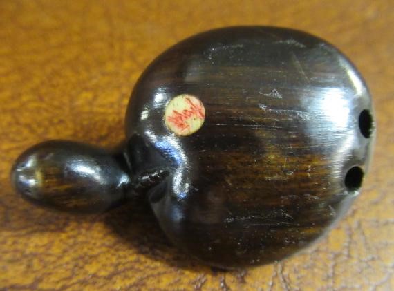 NETSUKE RAT ON MUSHROOM Image