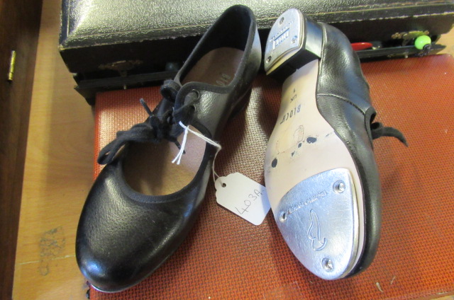 PAIR OF CHILDS TAP DANCING SHOES Image