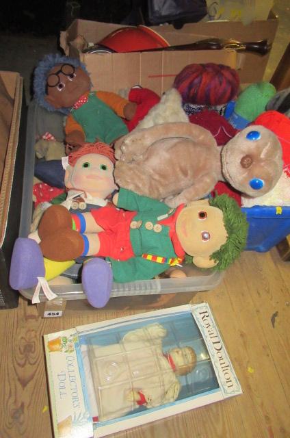 BOX OF DOLLS INCLUDING ROSIE AND JIM ETC Image