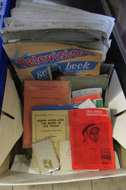 BOX OF EPHEMERA INCLUDING TV SCRAP BOOK Image