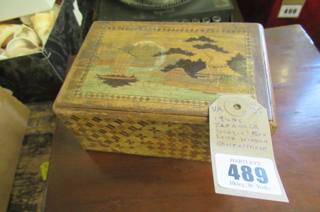 1940s JAPANESE MAGIC BOX WITH HIDDEN COMPARTMENT Image