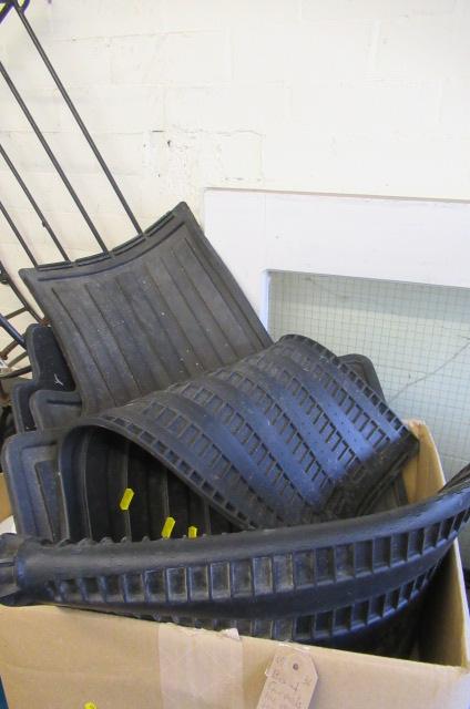 BOX OF CAR MATS ETC Image