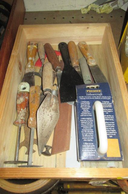 TRAY OF TOOLS Image