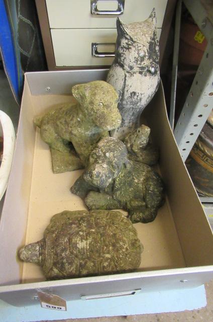 QUANTITY OF GARDEN ORNAMENTS Image