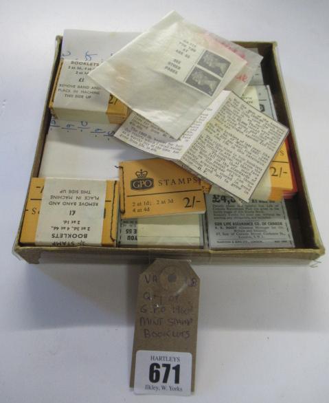 QUANTITY OF 1960S MINT STAMP BOOKLETS Image
