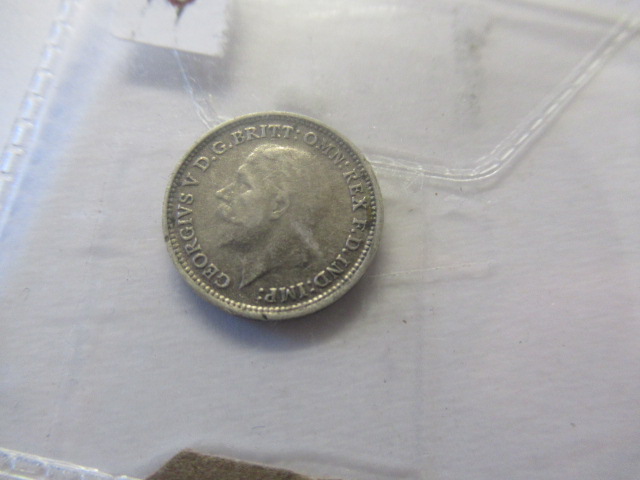 1928 SILVER THREEPENNY BIT Image