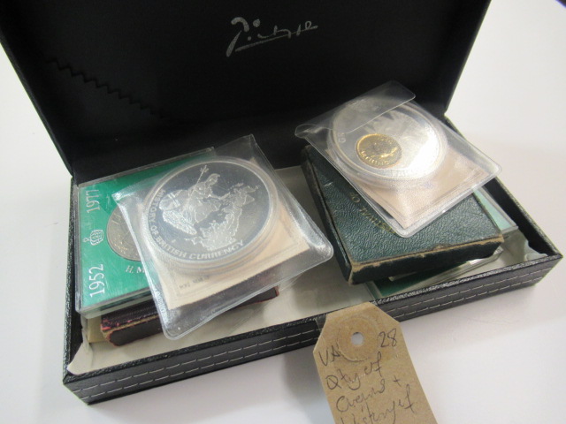 QUANTITY OF CROWNS AND HISTORY OF BRITAIN GUERNSEY COINS Image