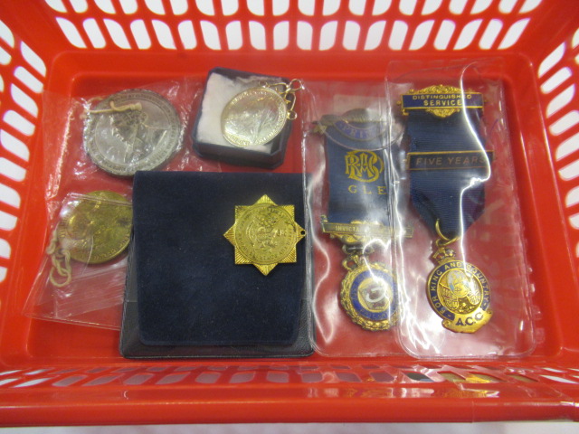 QUANTITY OF MASONIC COMMEMORATIVE AND RSPCA MEDALLIONS ETC Image