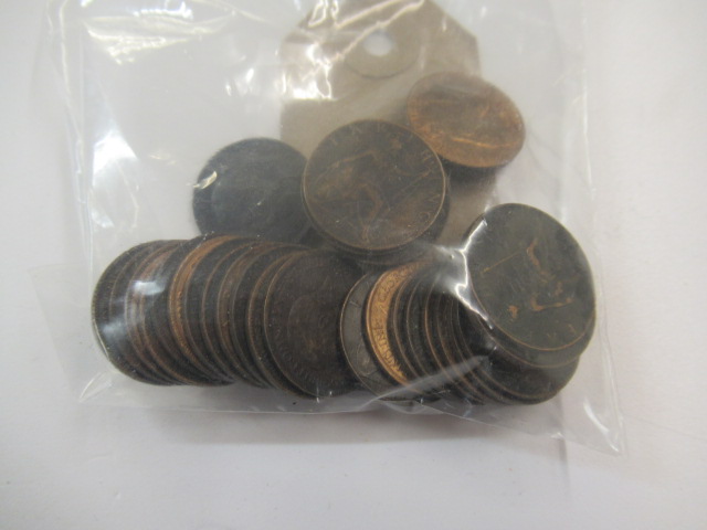 BAG OF VICTORIAN AND LATER FARTHINGS Image