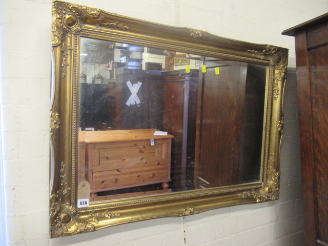 GILT FRAMED BEVELLED MIRROR Image