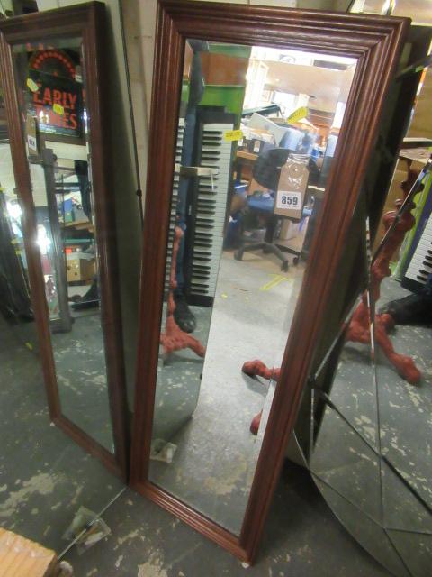 WOOD FRAMED MIRROR Image