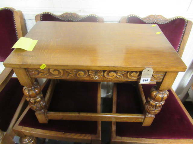 CARVED SIDE TABLE WITH KEY Image