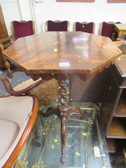 VICTORIAN MAHOGANY BARLEY TWIST OCCASIONAL TABLE Image