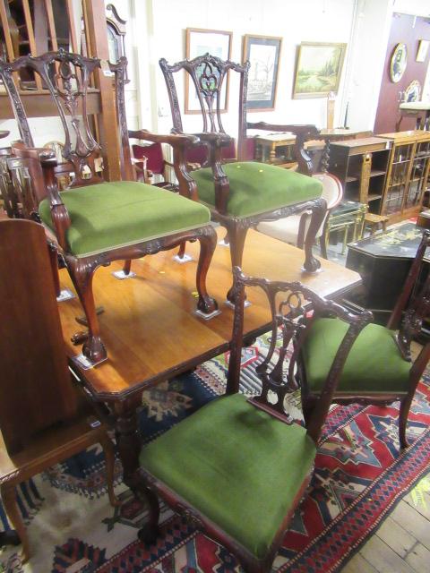 SET OF SIX CHIPPENDALE DINING CHAIRS Image