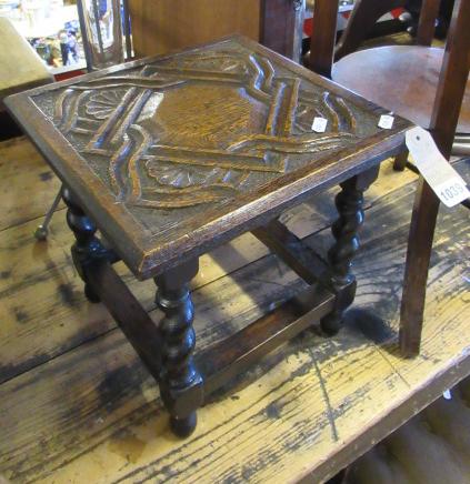 SMALL CARVED BARLEY TWIST TABLE Image