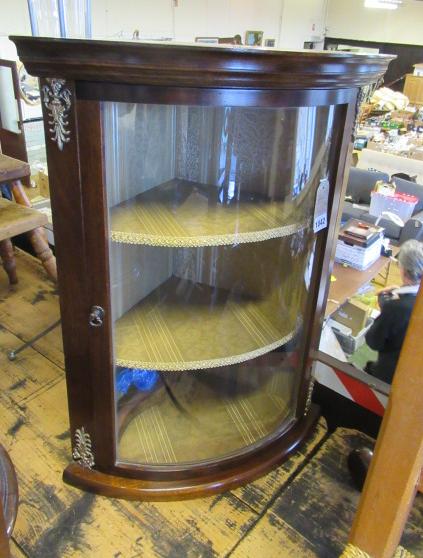 CORNER DISPLAY UNIT AND TALL PEDESTAL STAND Image