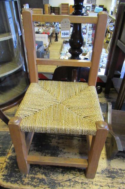 CHILDS RUSH SEATED CHAIR Image