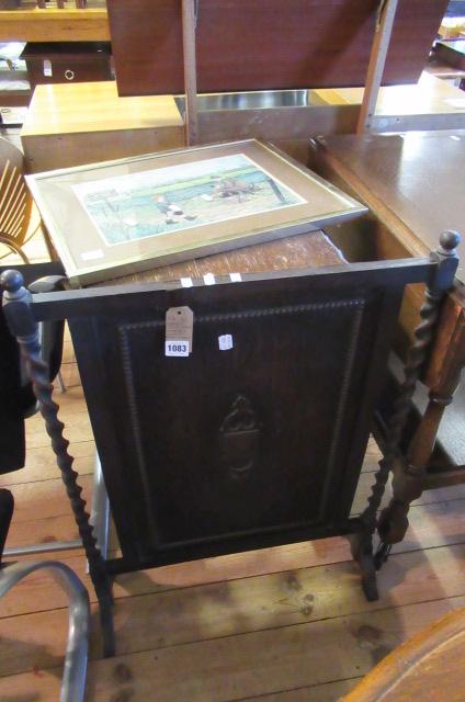 BARLEY TWIST HALL TABLE AND WOODEN FIRE SCREEN Image