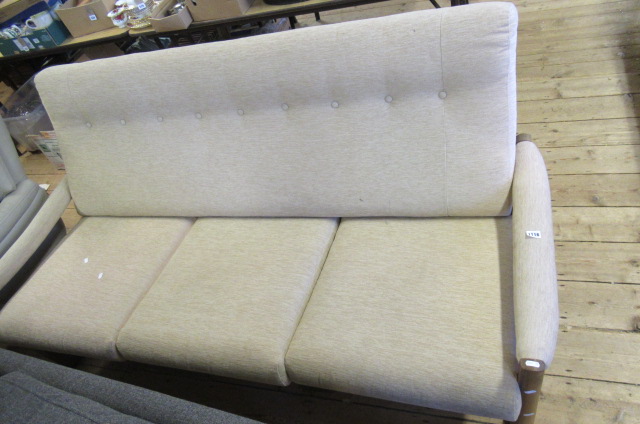 RETRO SOFA Image