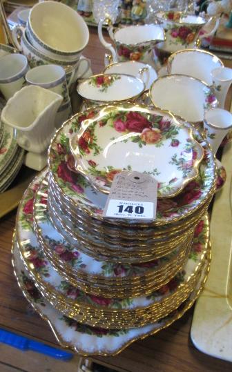 ROYAL ALBERT OLD COUNTRY ROSES TEA SET Image