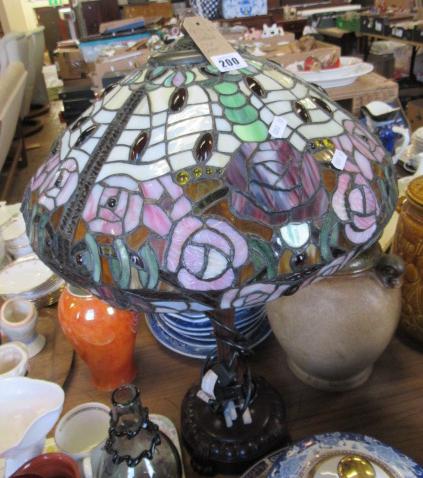 TIFFANY STYLE LAMP Image