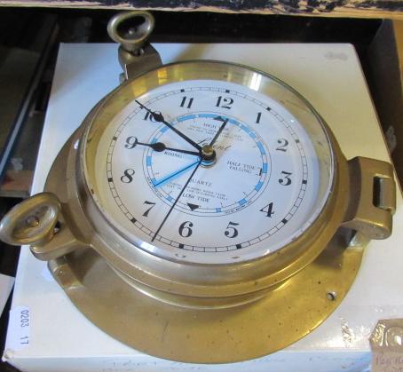 PORTHOLE CLOCK Image