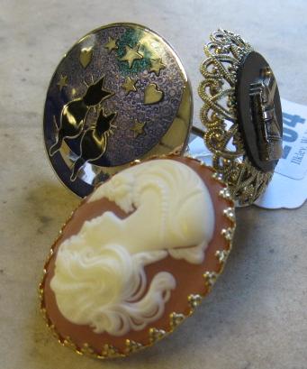 THREE SCARF RINGS Image