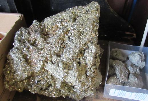 LARGE LUMP OF FOOLS GOLD Image