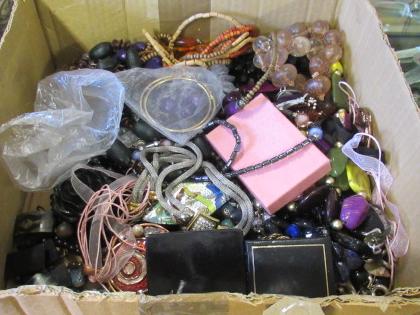 BOX OF JEWELLERY Image