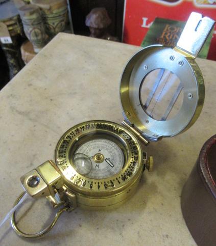 CASED POCKET COMPASS Image