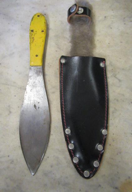 VINTAGE THROWING KNIFE Image