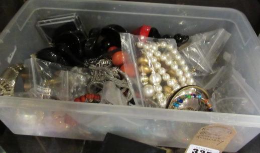 BOX OF COSTUME JEWELLERY Image