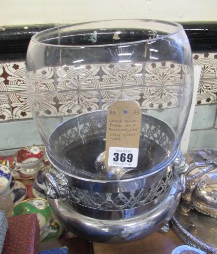 LARGE EPNS URN  ANOTHER AND A LARGE GLASS VASE Image