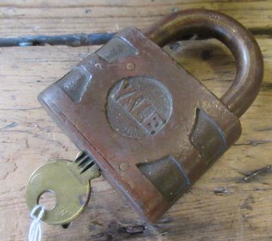 OLD YALE LOCK Image