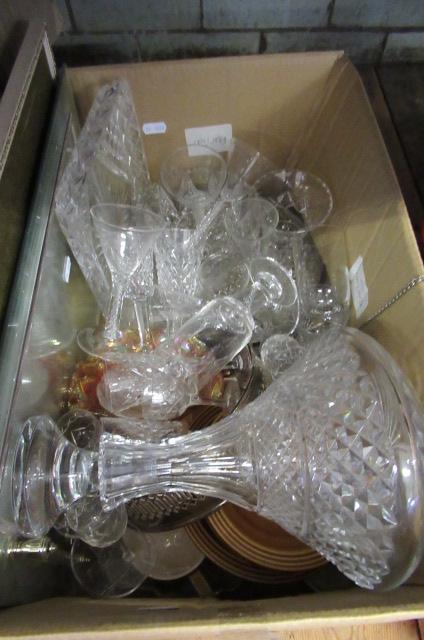 BOX OF GLASS AND CERAMICS ETC Image