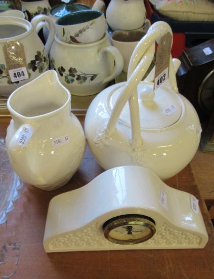THREE PIECES OF MODERN LEEDS CREAMWARE Image