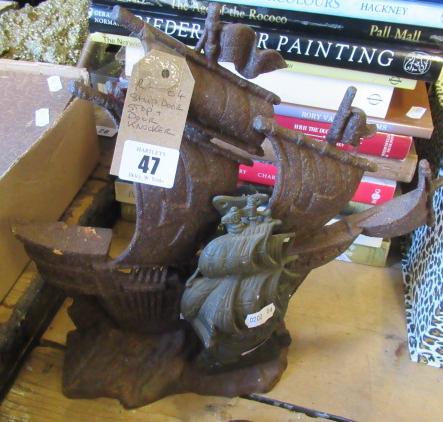 SHIP DOORSTOP AND DOOR KNOCKER Image