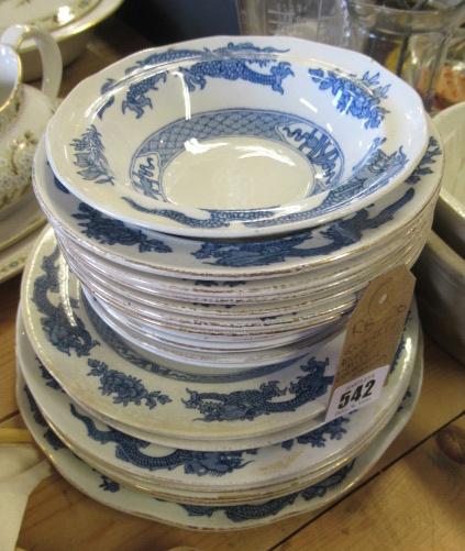 QUANTITY OF BLUE AND WHITE DRAGON CHINA Image