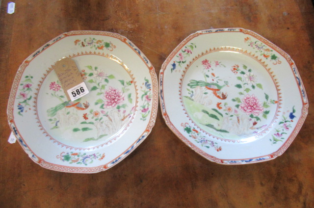 TWO CHINESE QUINLONG PEACOCK PLATES Image