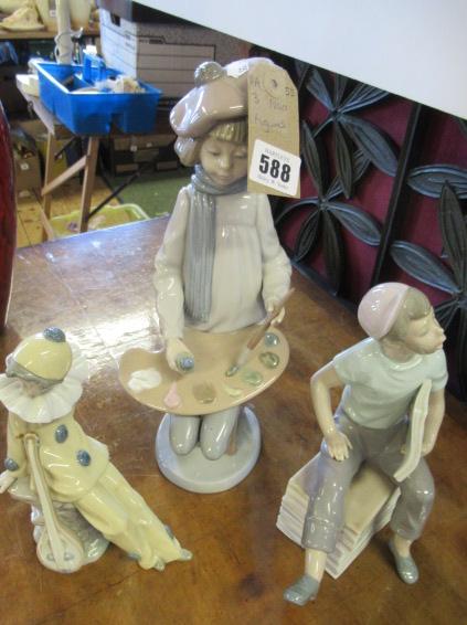 THREE NAO FIGURES Image