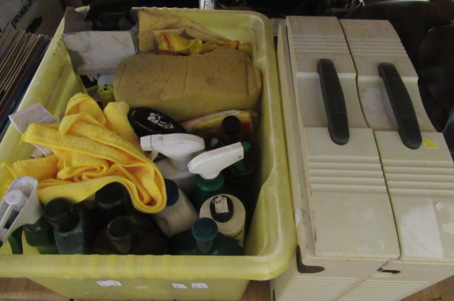 BOX OF CLEANING PRODUCTS ETC Image