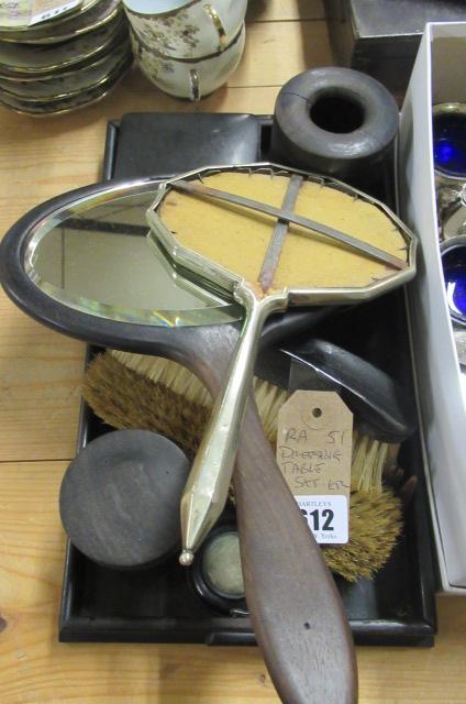 EBONY DRESSING TABLE SET Image