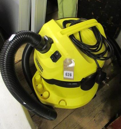 KARCHER VACUUM CLEANER Image