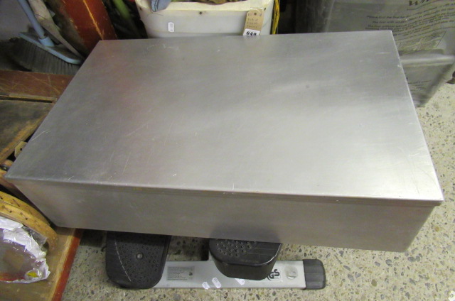 METAL TOOL BOX Image