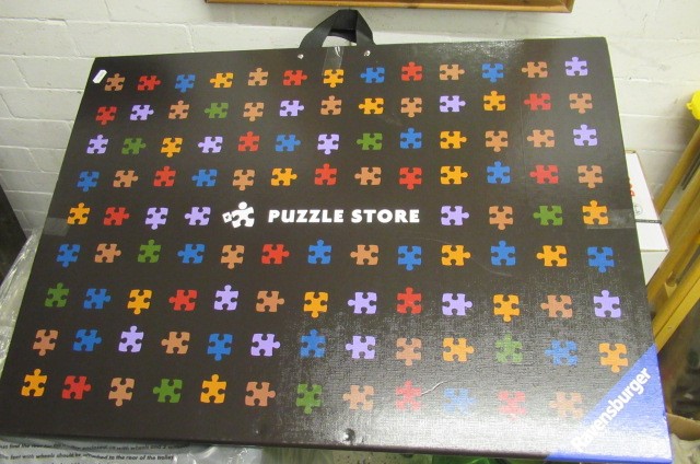 SALTON HOT TRAY AND PUZZLE STORE Image