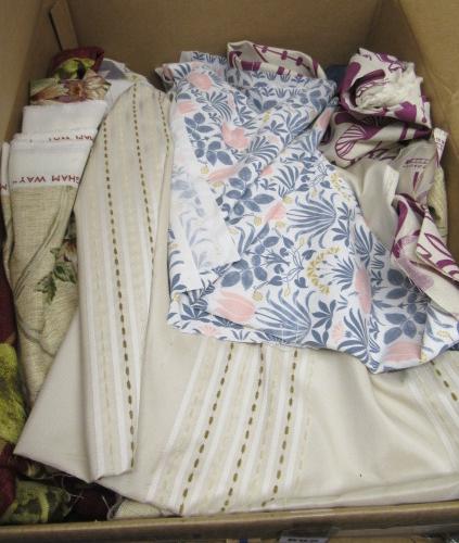 BOX OF QUANTITY FABRICS AND LINEN ETC Image